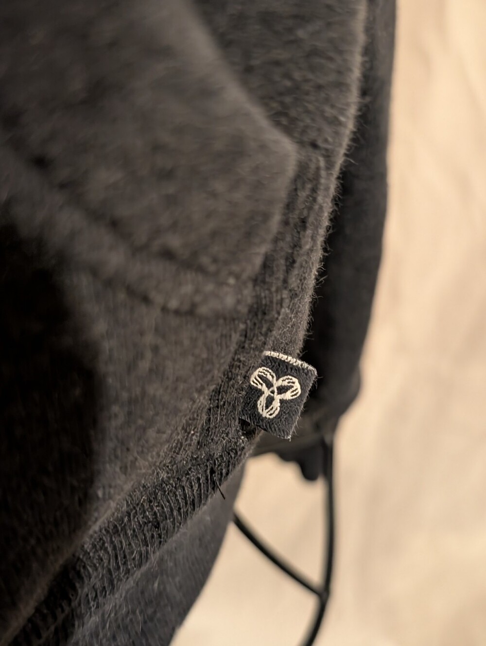TNA Aritzia Charcoal Gray Baltic Hoodie with Teal Embroidered Logo Size Medium - Picture 5 of 10